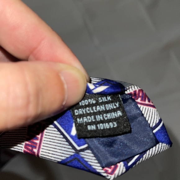 NFL NY Giants men’s tie - Picture 3 of 4